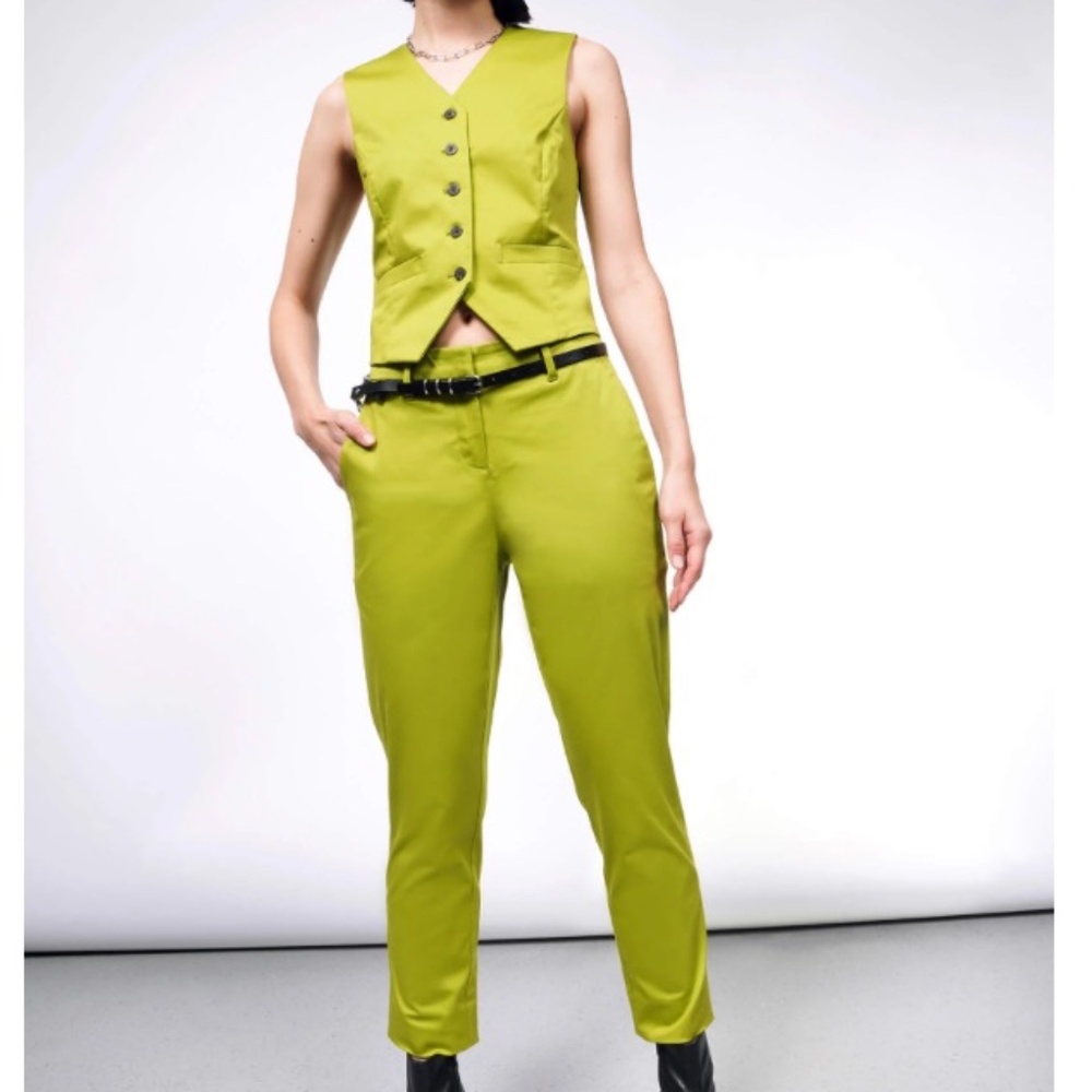 NWT Wildfang Cropped Slim Trousers In "Pickle"